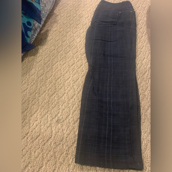 Reitmans Dress pants and capris Size 3 - Picture 7 of 7